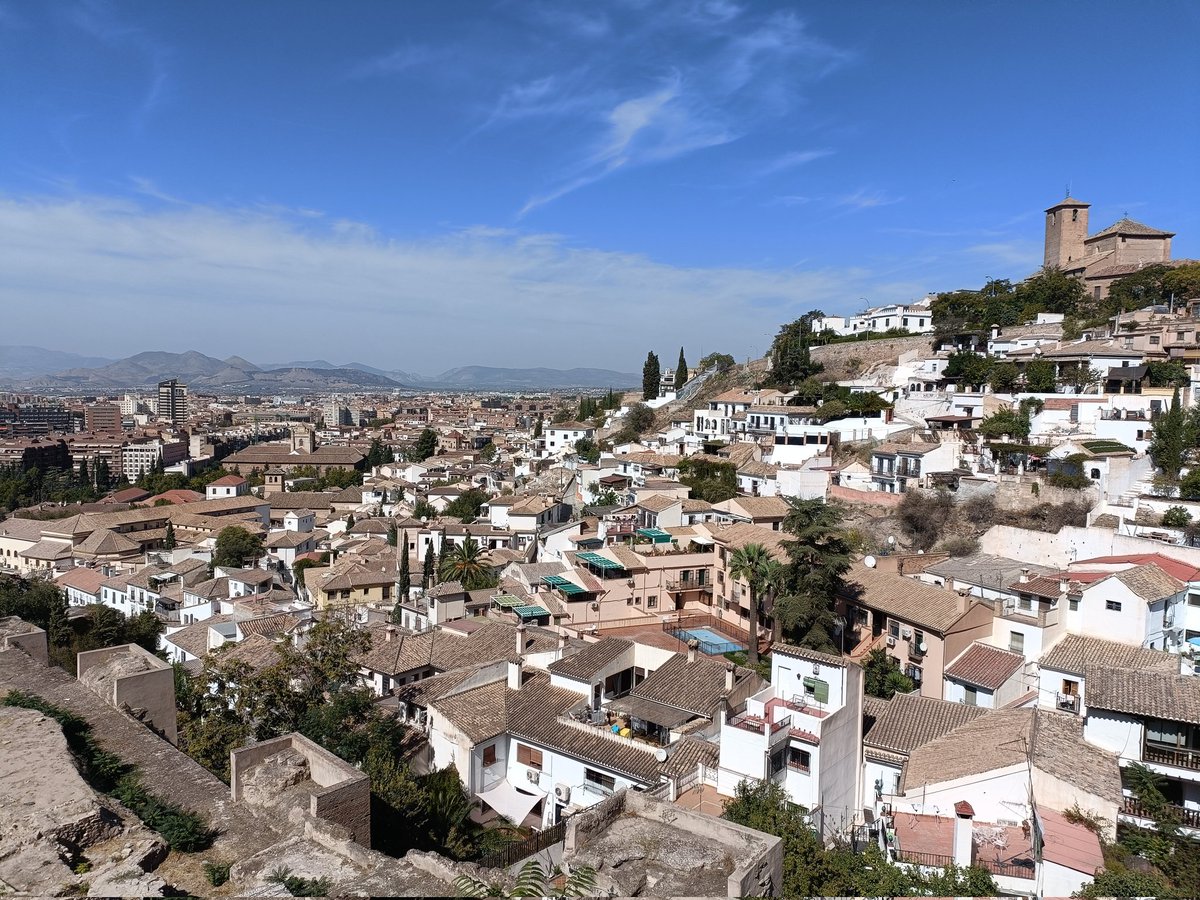 crispi32's tweet photo. Lo dicho como granada ninguna #Andalucia #migrana https://t.co/j8dtjrJEG6