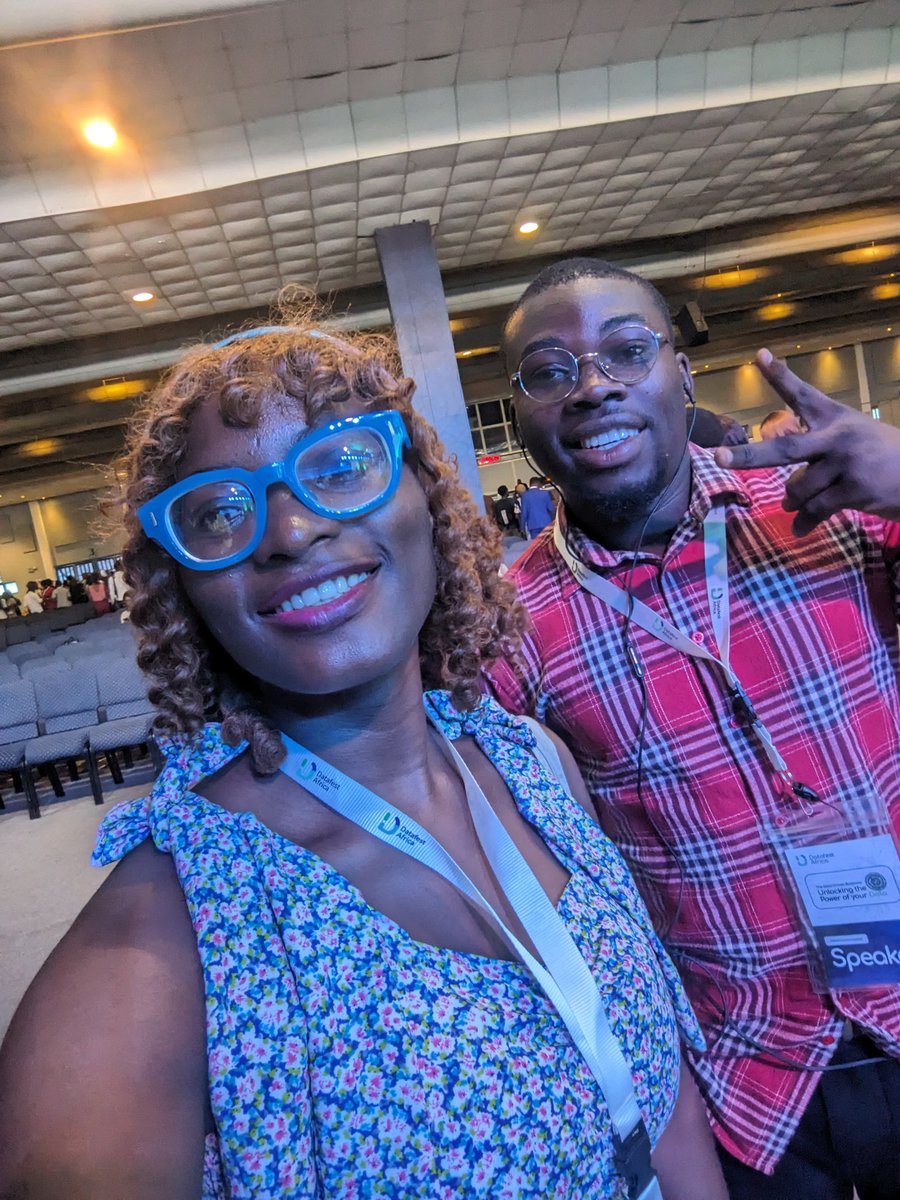 Today at DFA Day 2 I took pictures with some of the bosses I met yesterday most of which I only get to see once a year. If you see yourself drop a Hi 👋
#DFA2023 
#DataFestAfrica2023