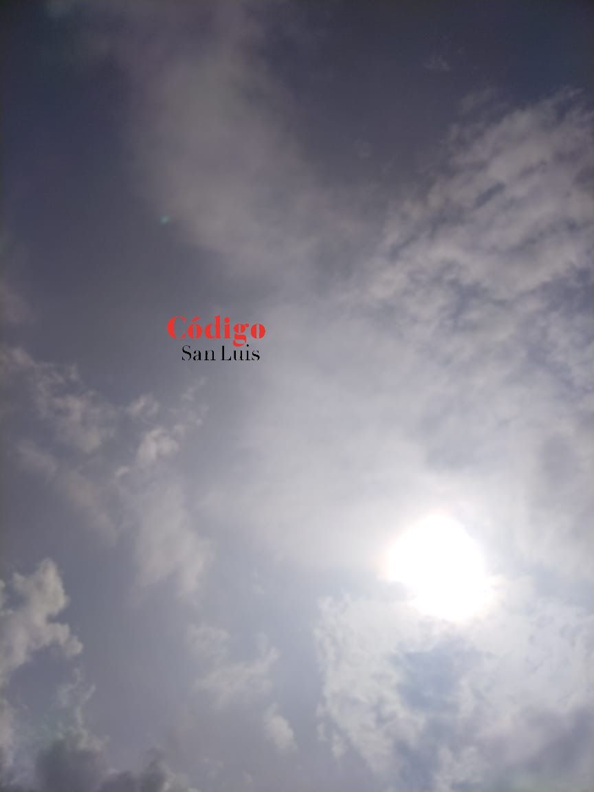 codigosanluisi's tweet photo. #EclipseSolar 

Eclipse solar en Ciudad Valles 

#Noticias #NoticiasSLP https://t.co/kLpW228Ifw