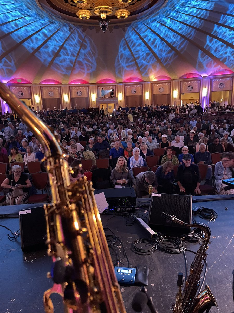 AndriyChmut's tweet photo. Catalina Island JazzTrax Festival thank you so much for having us! Thank you so much the best #bobjamesteam. All Glory to Jesus❤️🇺🇦 https://t.co/0fZOQs2Uad