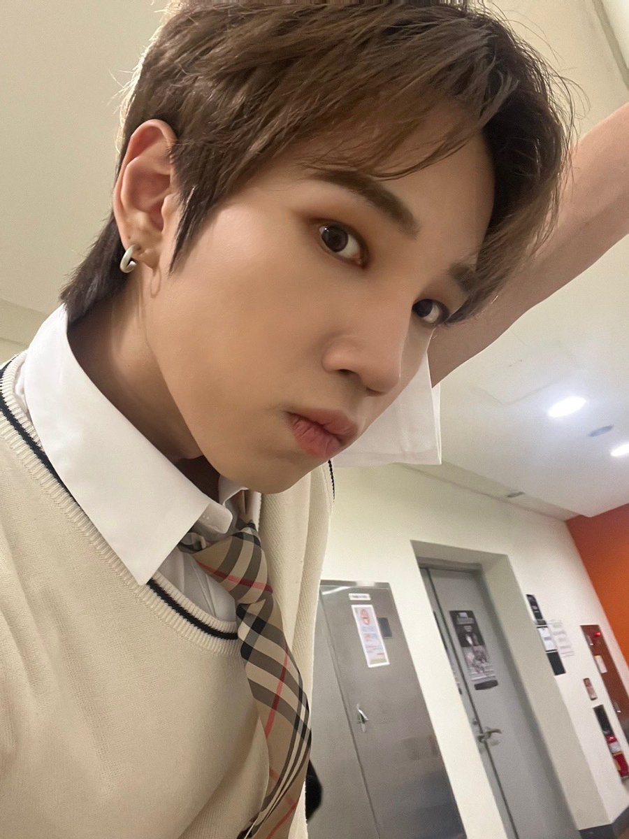 VANNER 배너 tweet media