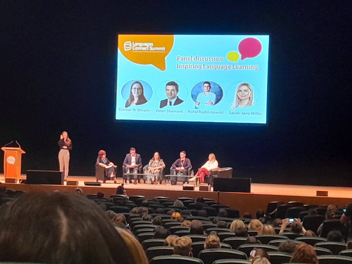 Nicole57CD's tweet photo. Some quick snaps from #LanguagesConnect summit today. Huge thanks to everyone involved for organising this! https://t.co/HQe2wuHrhn