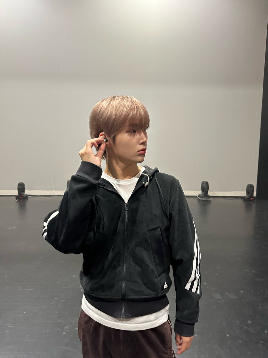 NINE_i_Firstone's tweet photo. [#민준]

사랑해❤️ Love You~

#NINEi #나인아이 #NEW_MIND #Turn_it_off #NINEi_Turn_it_off https://t.co/oftVjLDOL7