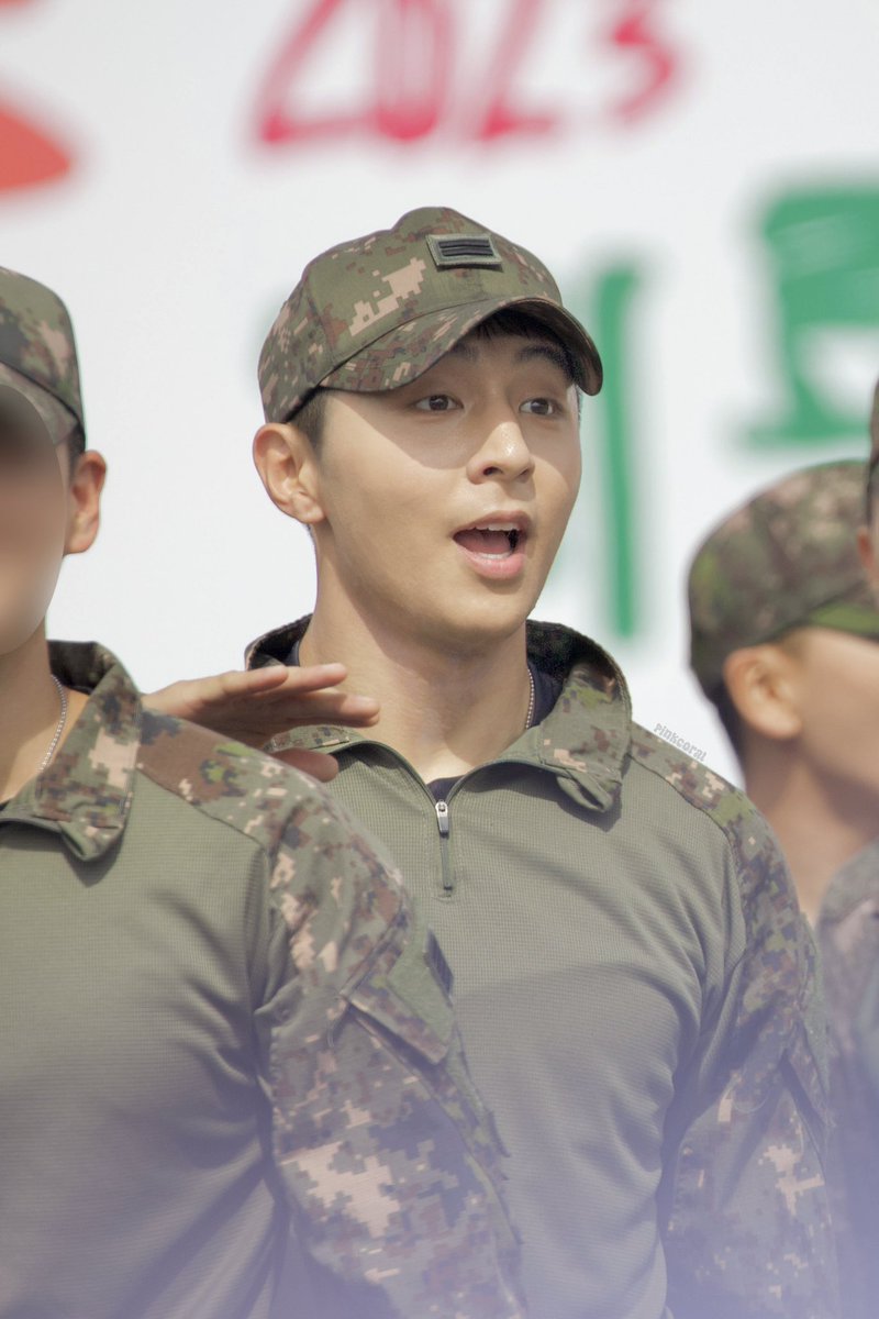 𝓅𝒾𝓃𝓀𝒸ℴ𝓇𝒶𝓁 tweet media