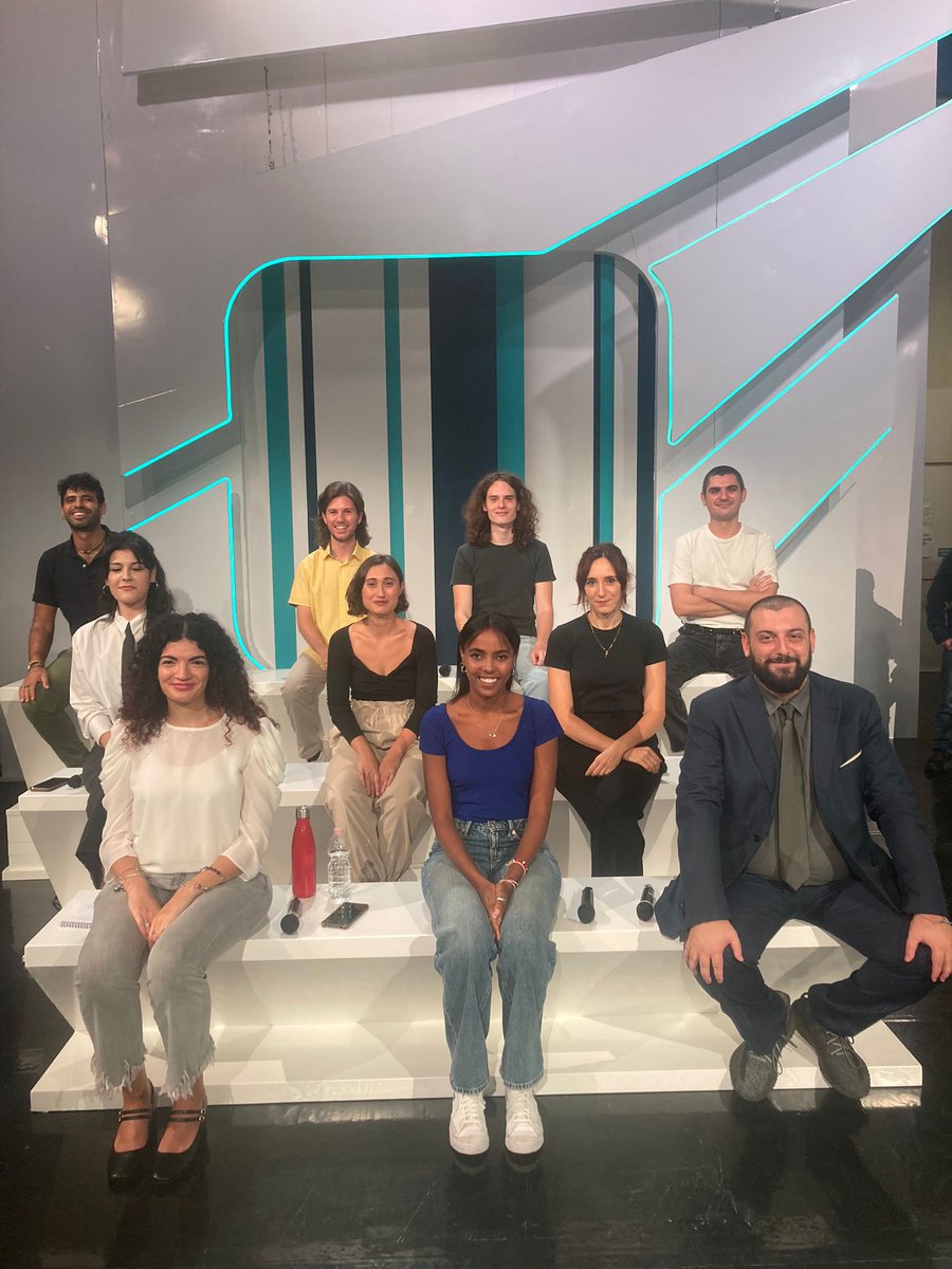 14/10/2023, seconda puntata di <a href="/TvTalk_Rai/">Tv Talk</a>!

In studio con me <a href="/kindermaxxi/">Stefano Monti</a> <a href="/Antimo_Mallardo/">Antimo Mallardo</a> @rickomino <a href="/emmesessa/">Martina Sessa</a> @79Erotavlas <a href="/GiadGiorgi/">Giada Giorgi</a> <a href="/tudifrudi/">Alice Valeria Oliveri</a> e, nuove di zecca, <a href="/lidiyacasti/">lidiya castiglioni</a> <a href="/Annagr96/">Annagrazia Schiavone</a> 😊

#TITOLIDICODA #ANALISTI 

#TvTalk torna sabato 21/10, ore 15:00, #Rai3! ❤️ BUON WE!