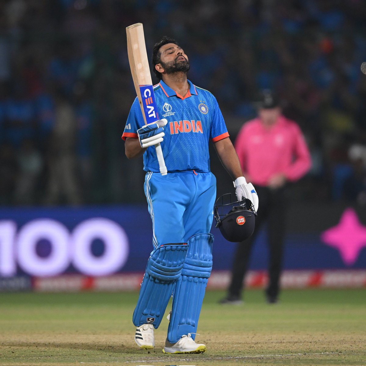 आज किसी ने जातिवादी जहर नहीं घोला!
रोहित शर्मा ने सबके मुंह पे दही जमा दी!
#INDvsPAK
<a href="/ImRo45/">Rohit Sharma</a> #RohitSharma𓃵 #CWC23