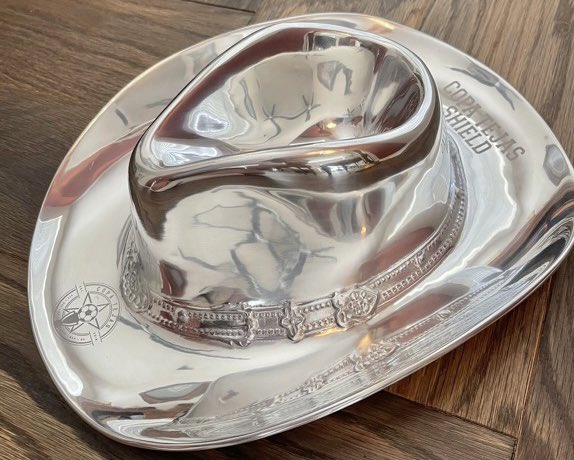 copatejas's tweet photo. @SanAntonioFC adds another back-to-back distinction to its latest trophy tonight.  The Copa Tejas Shield is awarded to the team with the best regular-season record among Texas MLS, NWSL &amp; USL Championship teams.  @Crocketteers @FTCdeSanAnto @alliance_210 &amp; all Supporters &amp; fans. https://t.co/XXpuPLWgJl