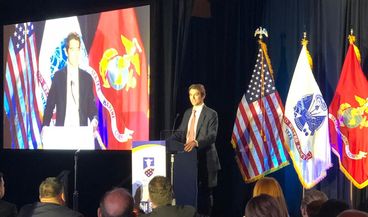 BenjaminHallFNC's tweet photo. Great honor to be the tribute speaker at the Heroes of Military Medicine Awards in San Antonio, Texas

A chance to honor the heroes of military medecine, and bring on stage the amazing team who saved me and rebuilt me at @BrookeArmyMed 
Thank you for saving lives!

@HJFMilMed https://t.co/2iFYk4KH6d