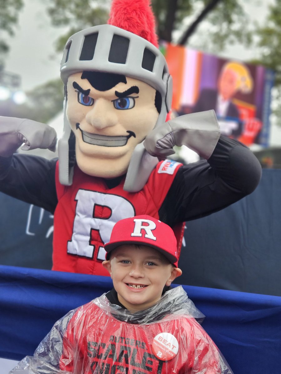ked617Duff's tweet photo. #B1GTailgate https://t.co/LeU3NCUre9