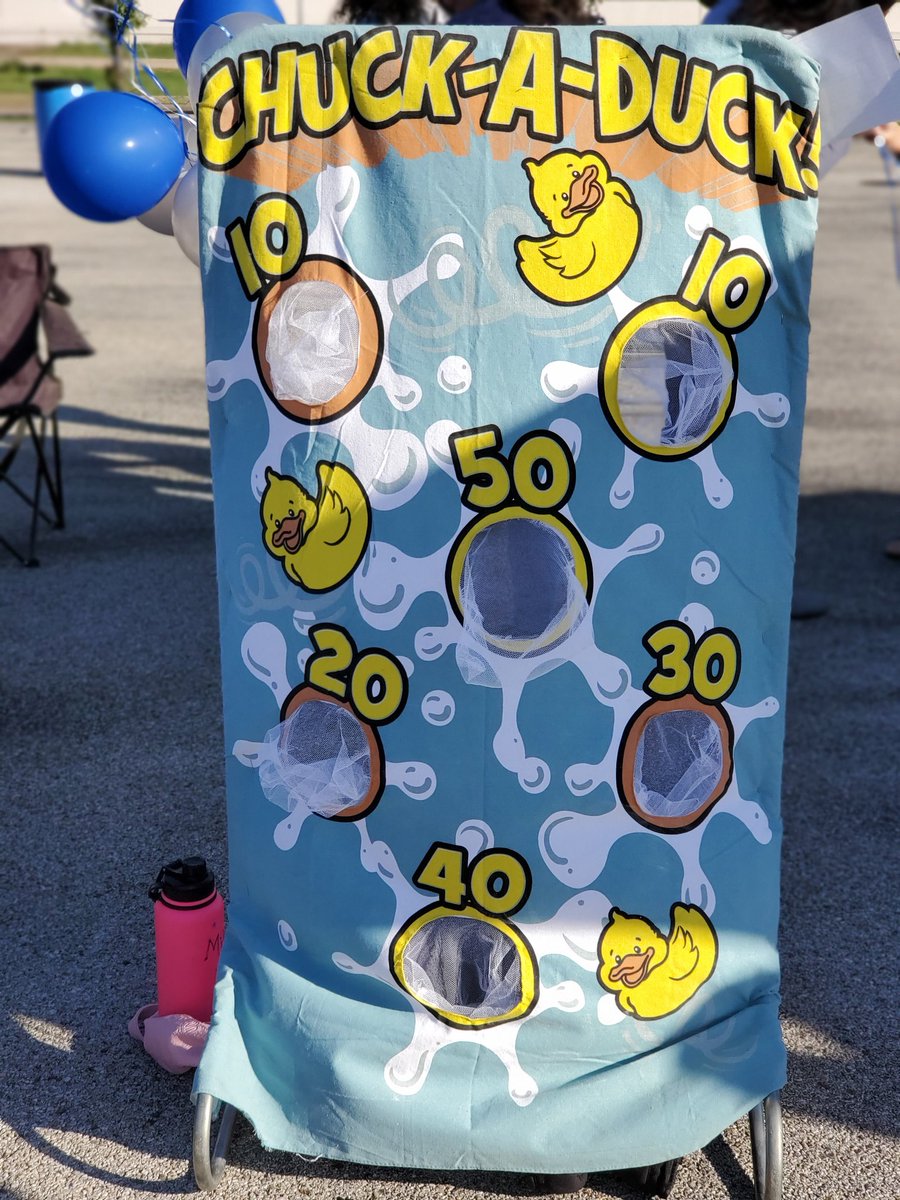 chancellorpk's tweet photo. Parents-👀! Come on out to Crump Stadium TODAY from 10-1 for #AliefProudDay 
There are games, music, and a petting zoo! It's a beautiful day and @ChancellorComet  is waiting for YOU! 💫❤️💫 @AliefWellness https://t.co/2mEDRzI0QM