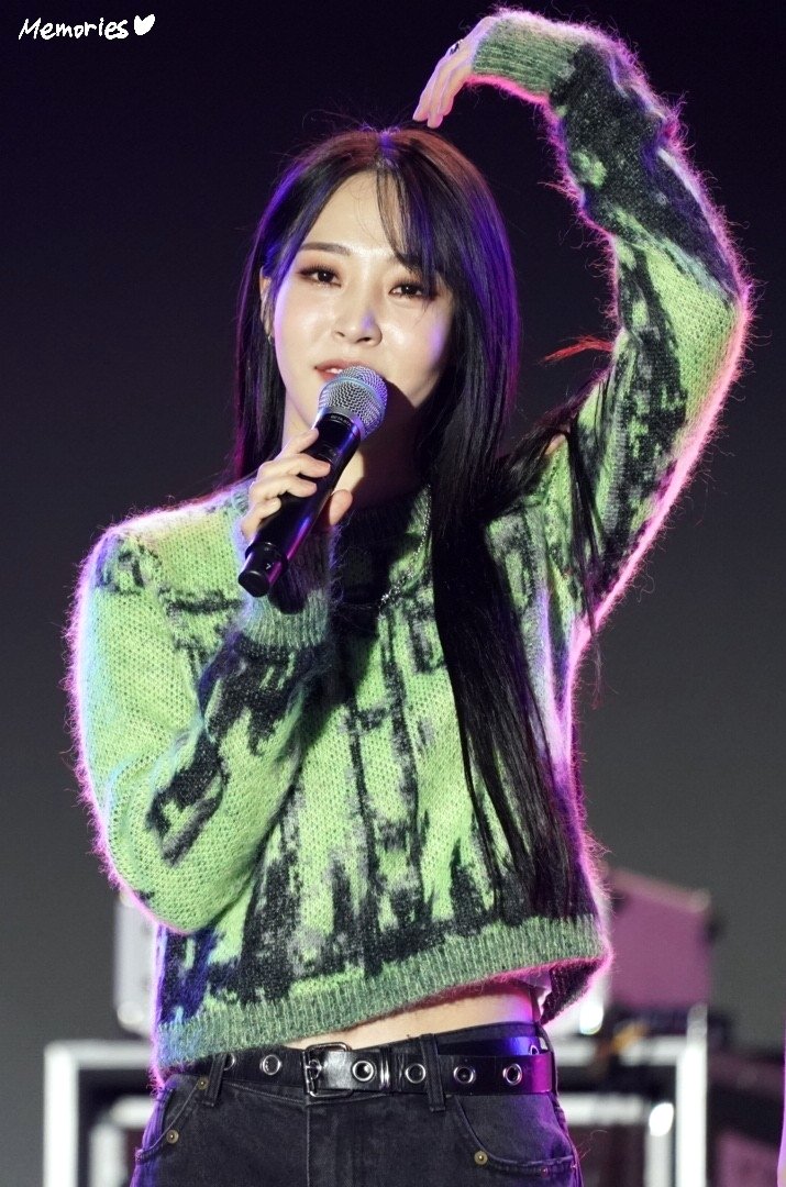 MMM_Memories's tweet photo. 231014 LG 드림 페스티벌 프리뷰

❤우리뵤리 사랑둥이❤

#마마무 #마마무플러스 #문별 #MAMAMOO #MAMAMOOPLUS #MOONBYUL https://t.co/NcrhqyJqkA