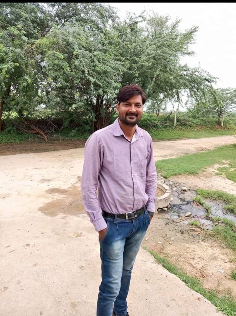 RPEA_U's tweet photo. हमारे #सेवारत_फार्मासिस्ट साथी सूरज जी गुर्जर @Suraj_malpura का आकस्मिक निधन आज सुबह हो गया, जिससे राजस्थान का हर फार्मासिस्ट स्तब्ध है, भगवान दिवंगत आत्मा को अपने श्री चरणों में स्थान दे...🙏🙏
ओम शांति 🪔🪔 https://t.co/9jI8I7N16U