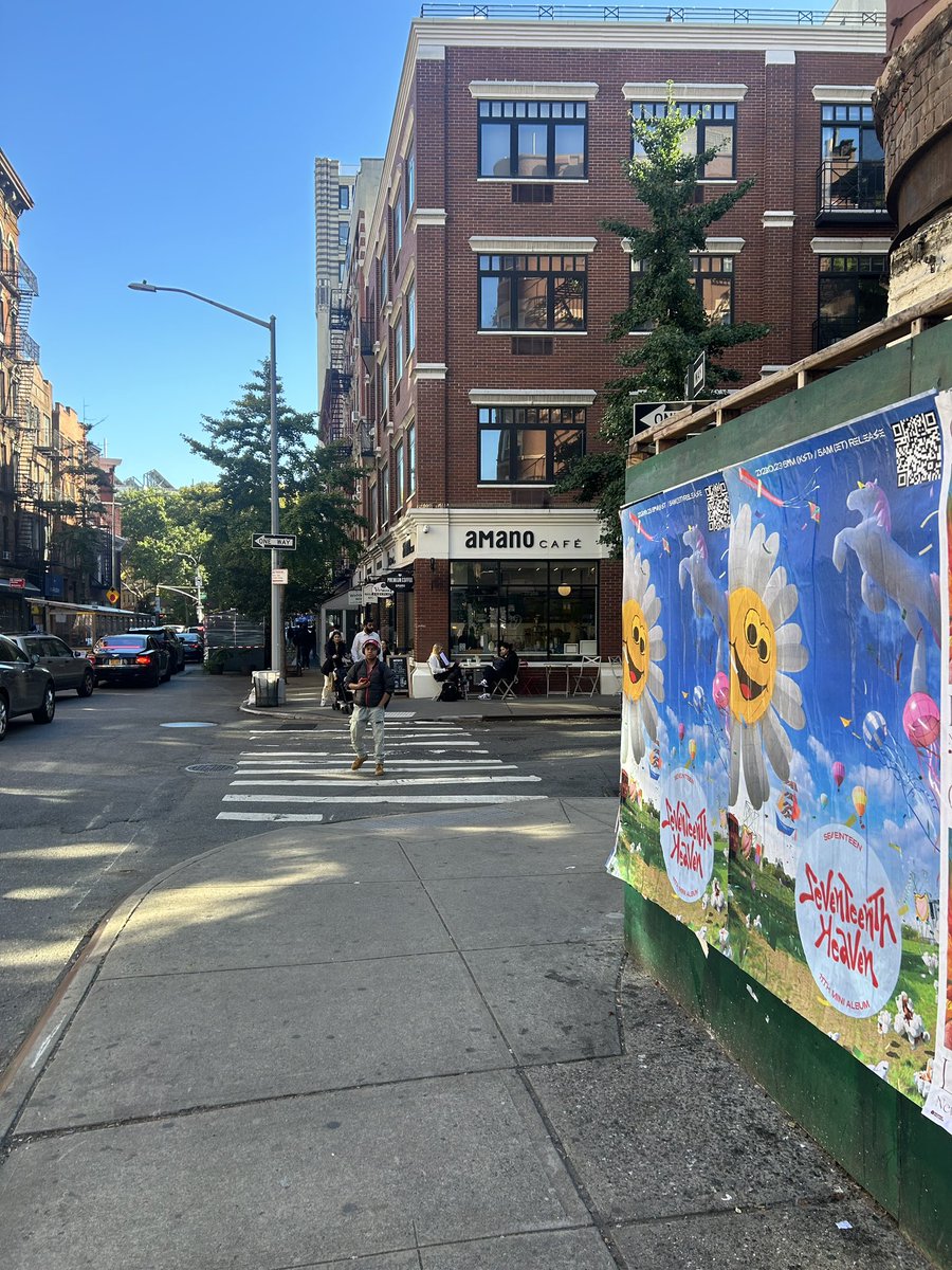 GeffenRecords's tweet photo. SEVENTEEN 11th Mini Album ‘SEVENTEENTH HEAVEN’ is coming October 23rd! Find the ‘SEVENTEENTH HEAVEN’ posters in New York City and Los Angeles now 👀 @pledis_17 #SEVENTEEN #세븐틴
#SEVENTEENTH_HEAVEN https://t.co/H8fAXNVpFG