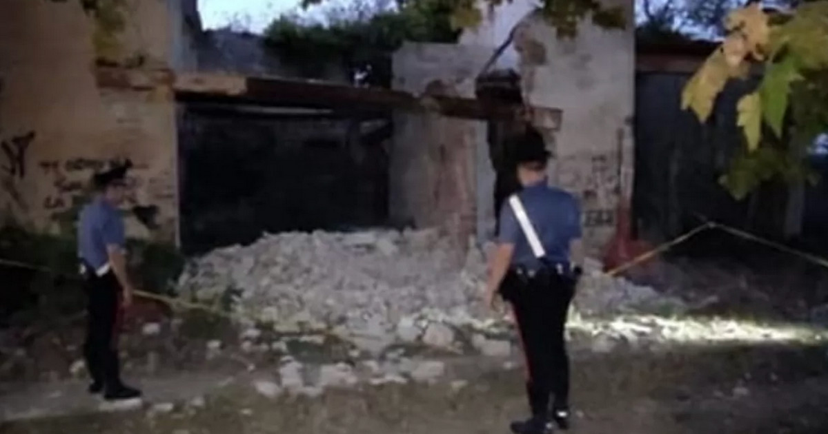 zazoomblog's tweet image. Mattia Simonetti il 17enne è morto per girare un video in un casolare abbandonato - #Mattia #Simonetti #17enne #morto zazoom.it/2023-10-14/mat…
