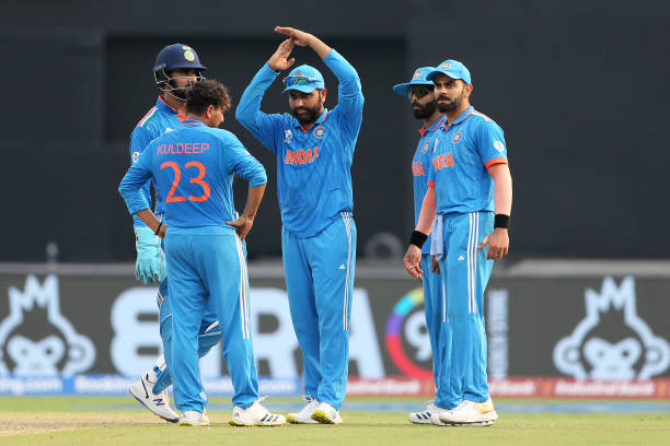 _IamRo45's tweet photo. As a team, we dedicate this win to the victims of Israel.
We march on. 💙🇮🇳

#INDvsPAK https://t.co/MRFFzJ8pk8