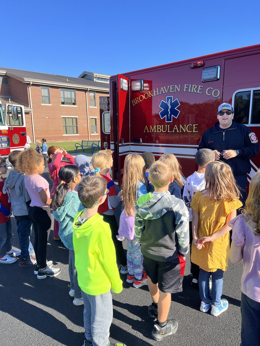 Miss Hanney tweet media