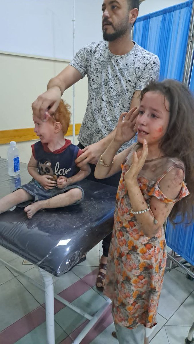 BahaaBhusaif's tweet photo. A new massacre in Gaza, including children, women, and charred bodies #غزه_تحت_القصف_القدس_تنتفض #علامات_الظهور #Isarael #طوفان_الاردن #جمعة_طوفان_الأقصى #فلسطين_تقاوم #مقاطعة_ماكدونالدز #السعوديه_نيجيريا #محمد_صلاح #IsraelTerrorists https://t.co/YQbdrfbrIJ