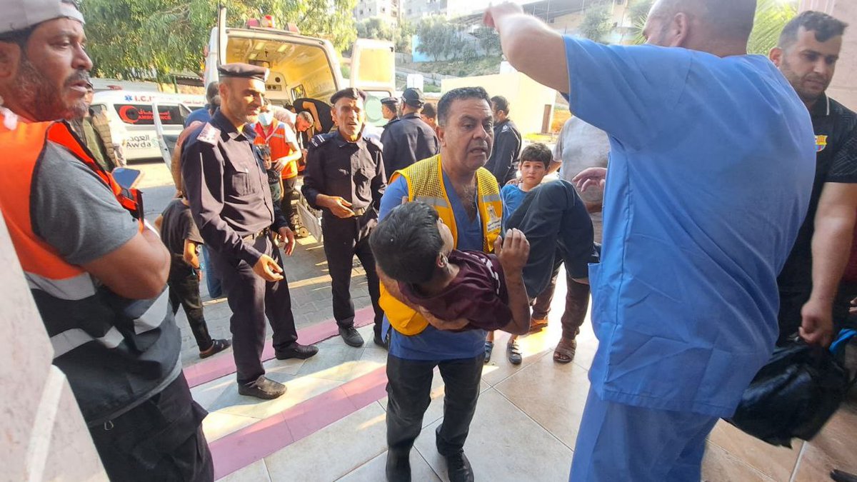 BahaaBhusaif's tweet photo. A new massacre in Gaza, including children, women, and charred bodies #غزه_تحت_القصف_القدس_تنتفض #علامات_الظهور #Isarael #طوفان_الاردن #جمعة_طوفان_الأقصى #فلسطين_تقاوم #مقاطعة_ماكدونالدز #السعوديه_نيجيريا #محمد_صلاح #IsraelTerrorists https://t.co/YQbdrfbrIJ