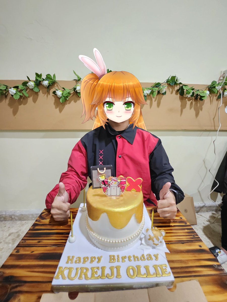 VanniBuni's tweet photo. Happy Birthday Ollie 🎉🎉
Semoga diberikan Kesehatan, kesuksesan , dan keinginannya terkabul

agak sedikit terlambat biar bisa pesta bareng temen yang lain www

and thanks @Sarasenia92 for the Akrilik and Ribbon

#HOLL13DAY23 #kureiji_ollie #graveyART https://t.co/BVtBvsYP10