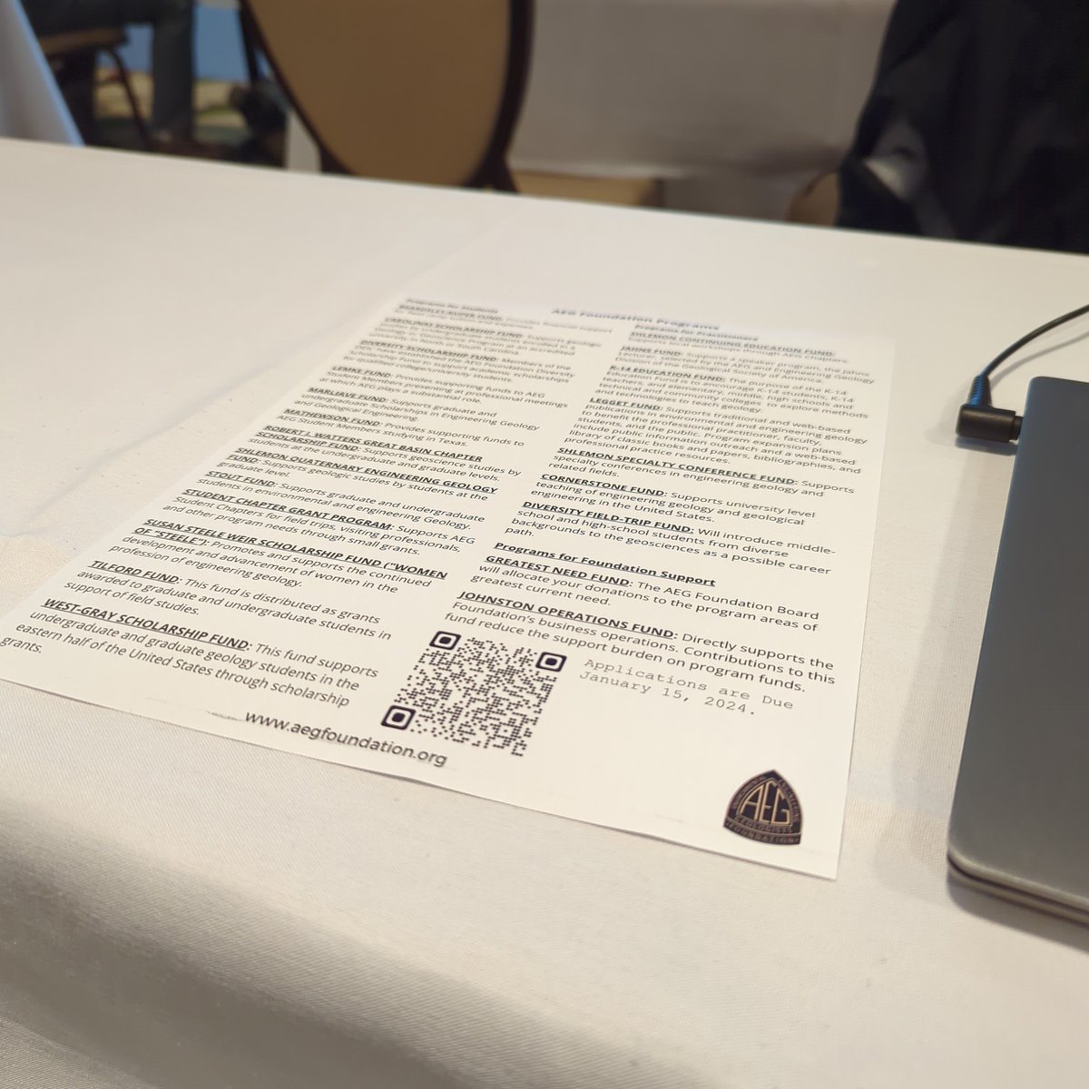 neerajac1412's tweet photo. Early morning, rainy start to the day with the @AEGweb's Virtual Field trip to landslides near  @Pittsburgh, at @geosociety's annual meeting #OnToTheFuture https://t.co/r1RuqhD57O