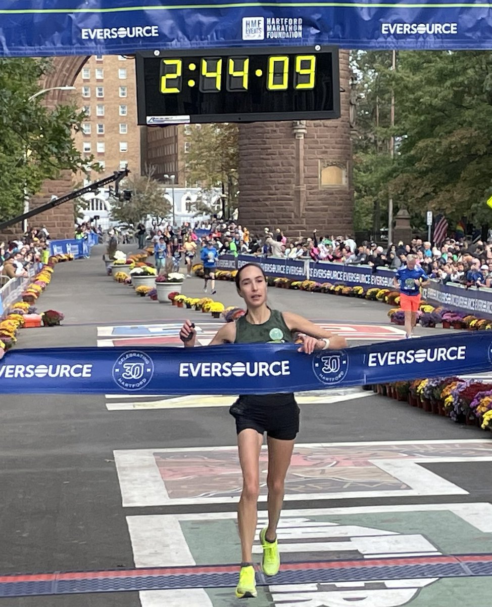 lrileysports's tweet photo. Jenna Gigliotti of Amherst, Mass. wins the women’s race at the Eversource Hartford Marathon after finishing second the last two years https://t.co/WW0rGCRyXC