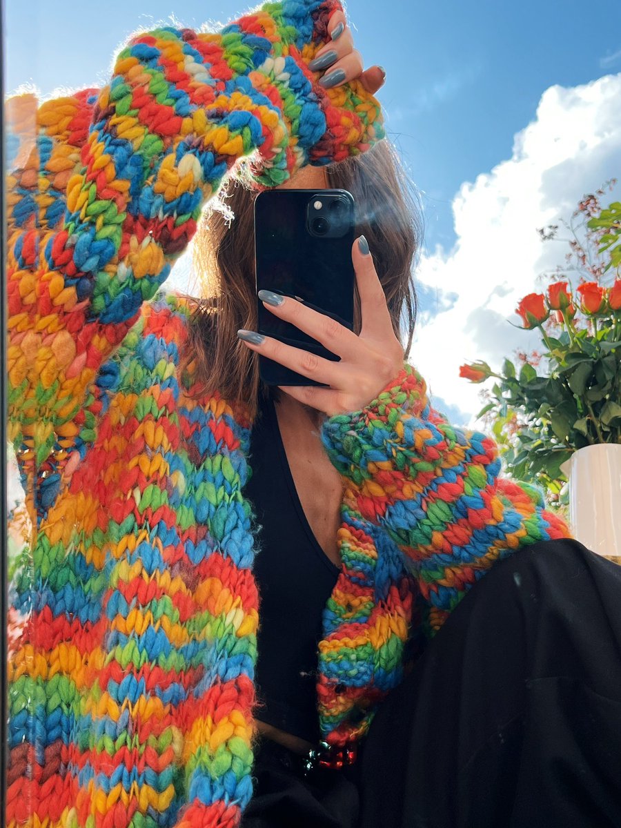 slushvintage's tweet photo. Blue skies and fluffy clouds 🩵🩷💛💜 https://t.co/pFlQOvqxMW #slush #slushvintage #dopaminedressing #vintageknitwear #sweaterweather https://t.co/8zsNgjUJRB