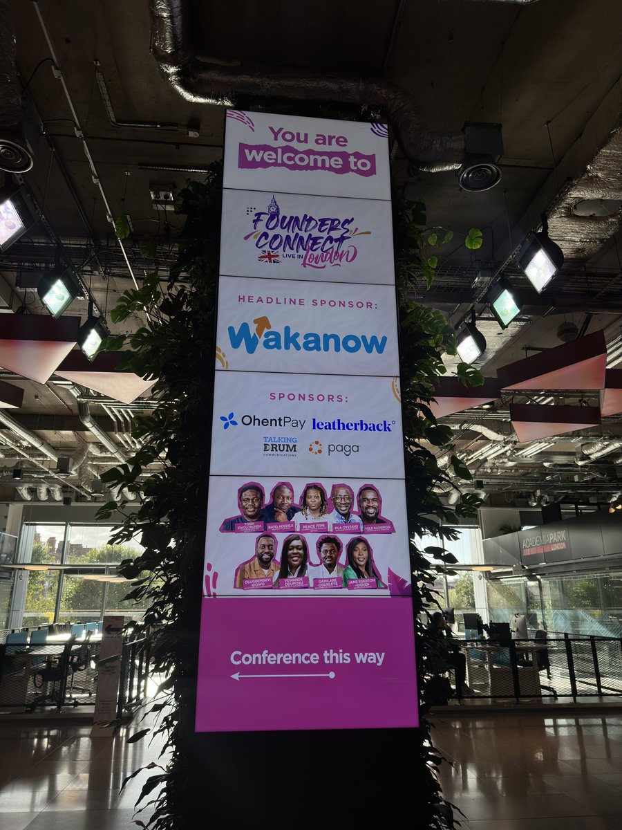 swaptimeco's tweet photo. Weโre present at @theFCshow_ Live in London event.
Well done to @peaceitimi for gathering great minds and bold dreamers!
#swaptime https://t.co/J5esoFDZHv
