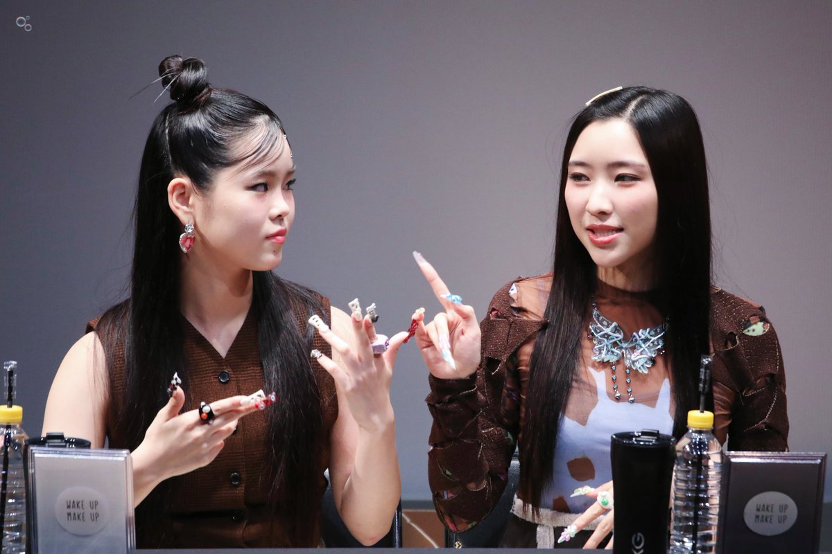 231014 05‘z✌🏻

#엑스지 #XG #코코나 #COCONA #마야 #MAYA