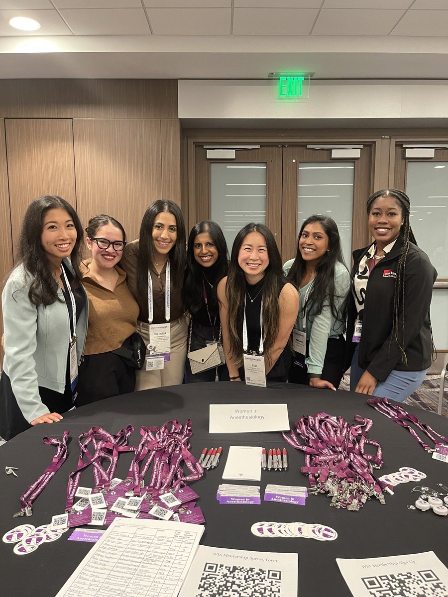 #ANES23 is the place to be reunited with the leaders of <a href="/womenMDinanesth/">Women in Anesthesiology</a> Medical Student Component #FutureAnesthesiaQueens 

<a href="/lucille_hu/">Lucille Hu, MD, MPH</a> <a href="/ClaudiaMMortMD/">Claudia M. Mort, MD🇲🇽</a> <a href="/VictoriaMousa/">Victoria Mousa</a> <a href="/krupageo/">Krupa George</a> <a href="/JaneOnyemachi_/">Jane Onyemachi MS3</a> 

#ANES23PhotoChallenge