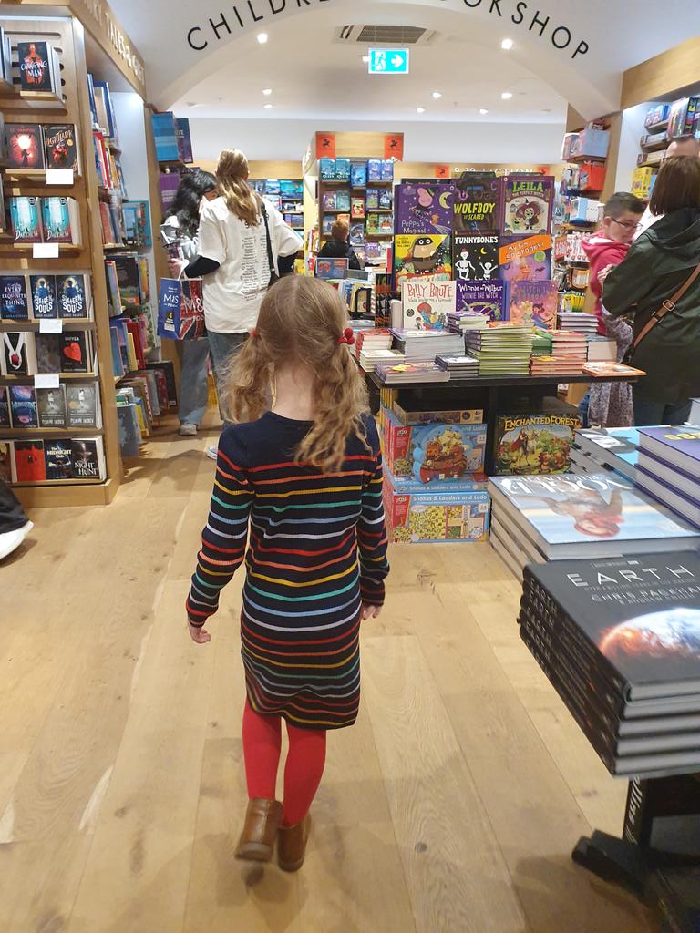 MrsTWilkinson's tweet photo. We then had to have a trip to @_traffordcentre @Waterstones so that she could spend her voucher on a new Daisy book and bookmarks. Thank you @BoltonLMS https://t.co/aNqEBHcKSJ