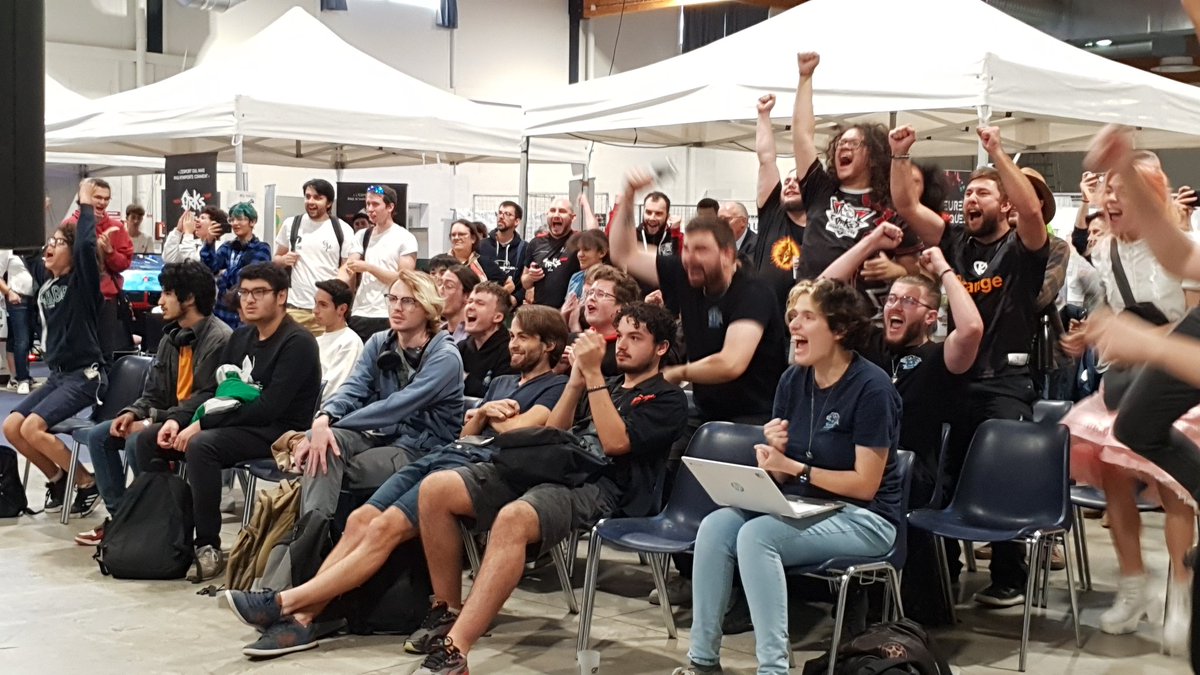 FuturoLAN tweet media