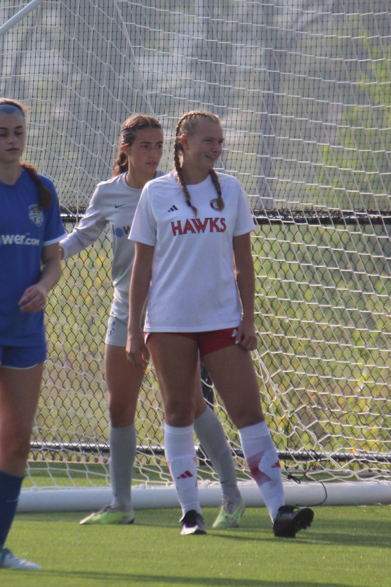 Amelia Deren tweet media