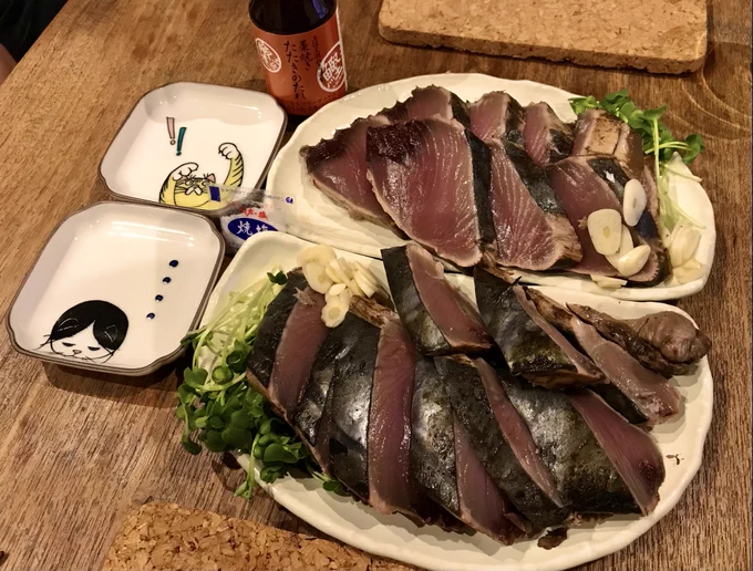 妹宅で鰹の藁焼きとおでんをご馳走になってきたデザートの杏仁豆腐も美味しかったしミモザちゃんはやっぱり可愛かった
