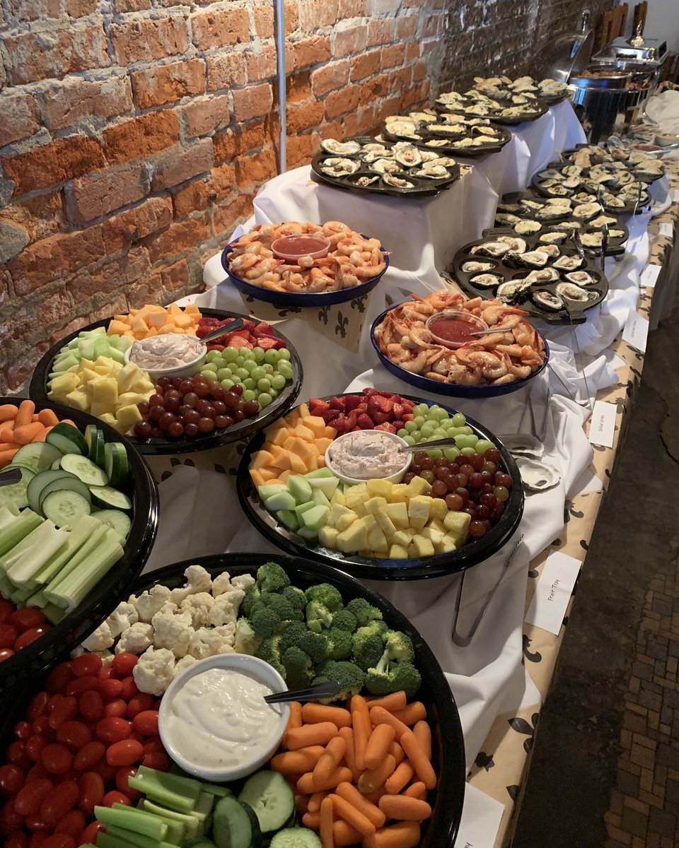 Turning ordinary events into extraordinary experiences, one bite at a time. 🎉 Let us cater and delight your guests (on-site or in house)! 🍴 Learn more: link-pro.io/Ar114GW #downtownbatonrouge, #louisiana, #oysterlover, #seafoodlover, #oysterbar, #joliepearl, #catering