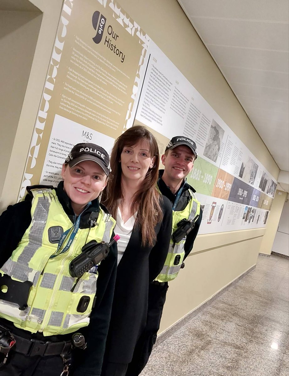 PSOSNWEdinburgh's tweet photo. Celebrating 30years @gyleshopping 🎉.
Centre Manager Caroline proudly showing Community Officers PC Smith &amp; Pollock the new history wall during this afternoons events. 

#CommunityPolicing 
#Gyle https://t.co/FLMcfTbvP9