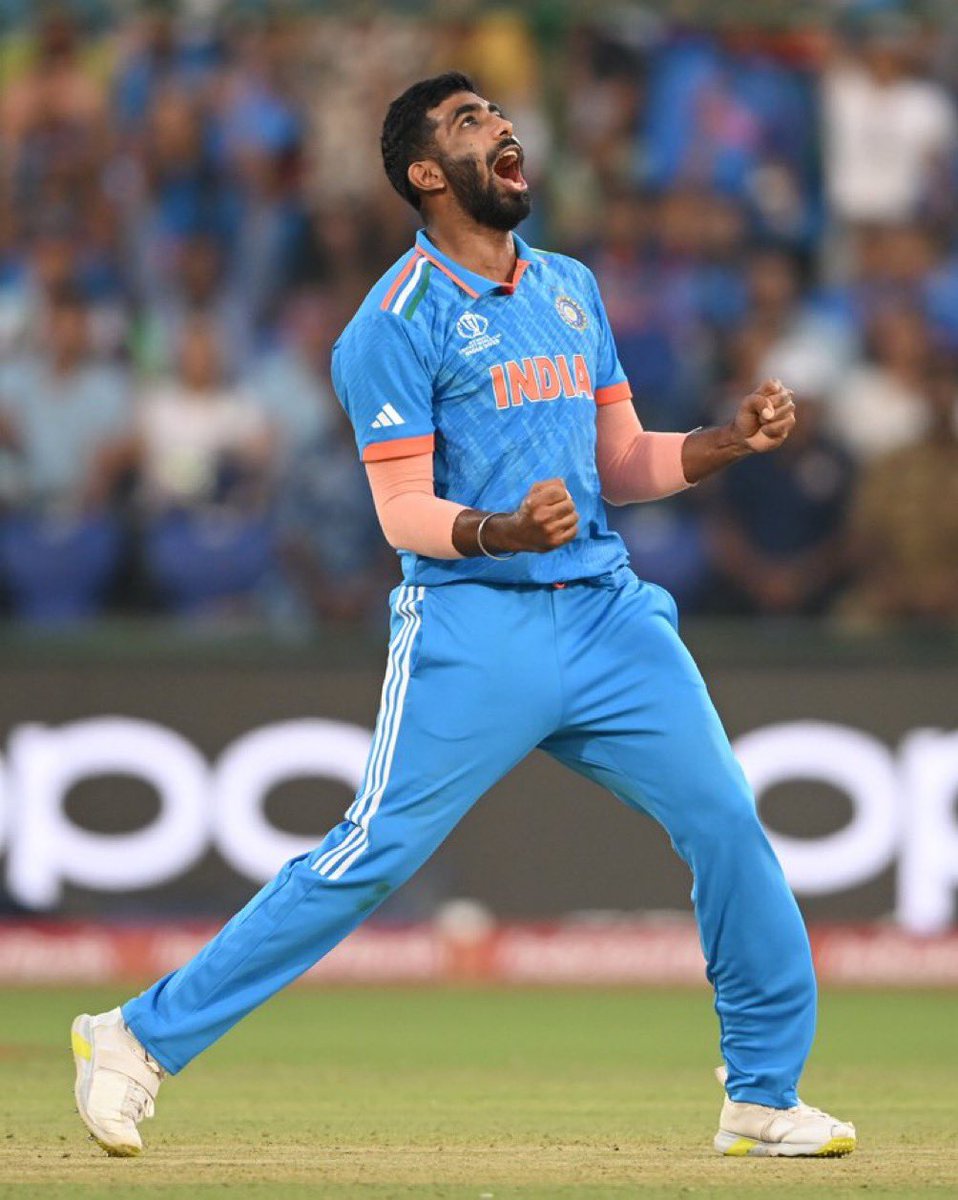 SoumyaTweets6's tweet photo. Your comeback has to be better than your setback .
#ViratKohli𓃵 #RohitSharma𓃵 
#JaspritBumrah🐐 #KLRahul
#ICCCricketWorldCup23 https://t.co/pLXkCXctAP