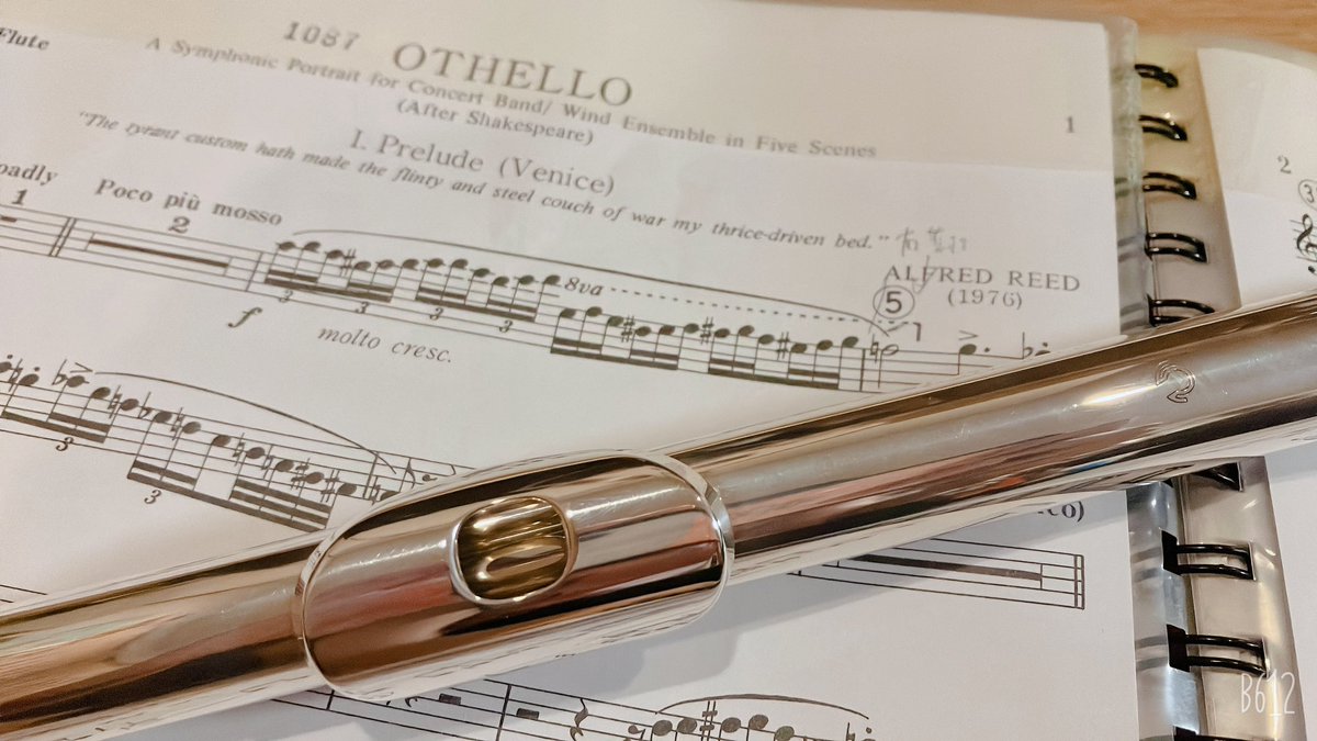 jsmill_fortuna's tweet photo. 今年度は第一部に昔から吹奏楽の名曲 #AlfredReed 作曲の #オセロ #OTHELLO を当楽団は定期演奏会演奏予定です🗓️
来週は #いわき戦 のため #清水サポいわき遠征 をするため、合奏欠席しますと言ったところ、#エスパルス #絶対昇格 を条件に、🆗いただきました🙆♀️
やっぱり #清水サポ #清水 はアツい💪 https://t.co/YxNjaE9nr1