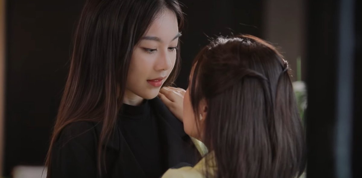 GirlsLoveShots's tweet photo. #LuckyMyLove

Official Trailer - Series Premieres October 28th
https://t.co/eYY2EBZsV2 https://t.co/x1WXoYjoJv
