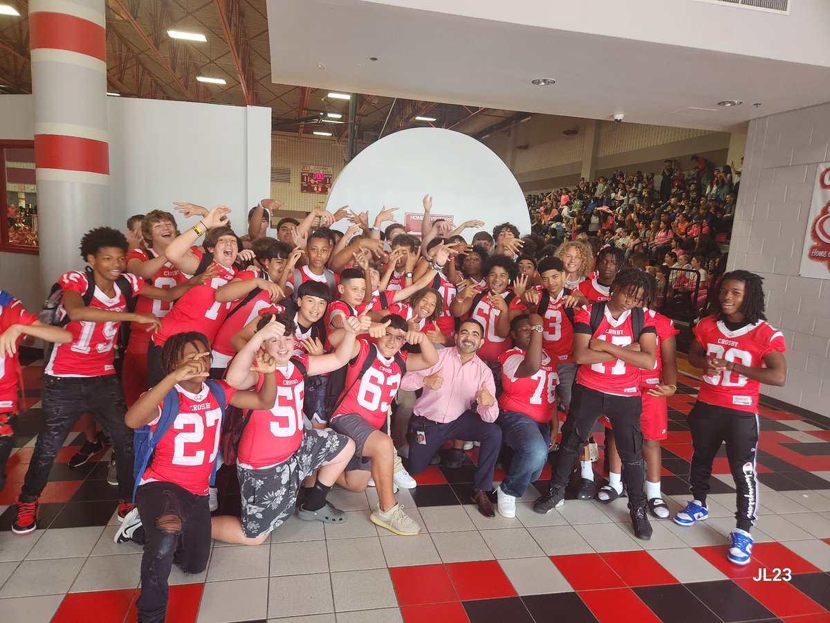 jloz82's tweet photo. These are a few memories we had this HoCo week at @CrosbyMSCougars! It was a blast and I enjoy seeing out students making memories with their peers. #HoCoWeek2023 #CMS23 #WeDareToSucceed #MovingForward https://t.co/fmks4hMkst