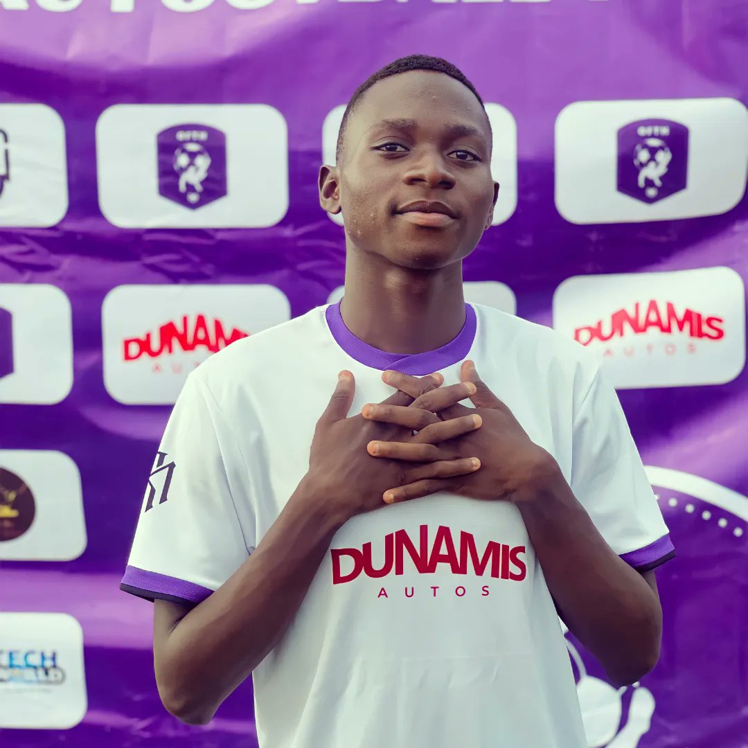 Ojgraceman's tweet photo. Face of OFTH 💜 🤍⚽
#Graceman https://t.co/SdH34jChyA