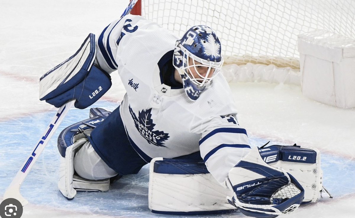 Spreads.ca has the Over/Under for the Wild vs Leafs at 6.5, I'm going with the over. Who's going to be 1st star tonight?