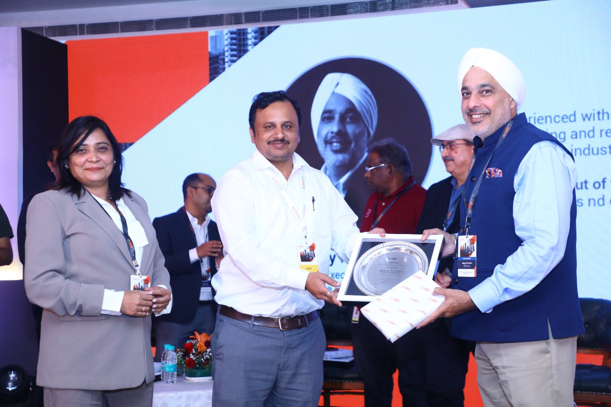 tech_cred2020's tweet photo. Electrifying and power-packed conversations with the thought leaders from the industry.
We are privileged and honoured to listen to the impactful conversations from the industry veterans at the CREDTECH Knowledge Federation platform, Bengaluru Chapter on October 13, 2023 https://t.co/2BCOKArI3T