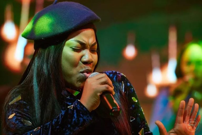 Revelationmusik's tweet photo. Download: Recent Mercy Chinwo ‘Songs’ Mp3 2023
 https://t.co/fednJqzfpN

#Movingbygrace https://t.co/FH2rgDc0c0
