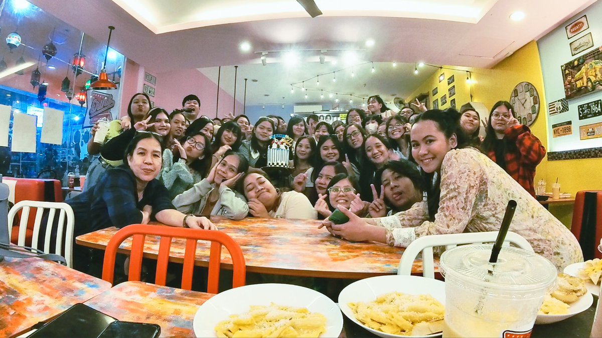 1stOneST's tweet photo. We sincerely appreciate your presence and active involvement in making our event a resounding success. Your attendance and enthusiastic participation were integral to the event's triumph, and we're grateful for your support and contribution. 💖

#TheRoaringAlpha #1stOne https://t.co/g5vaCFXbuG