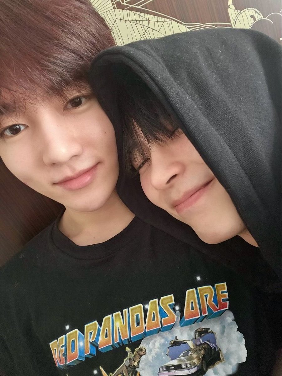 bubblebaseone's tweet photo. 231014 5:03PM CEST

_📸🐹 https://t.co/8i8De0nKTt