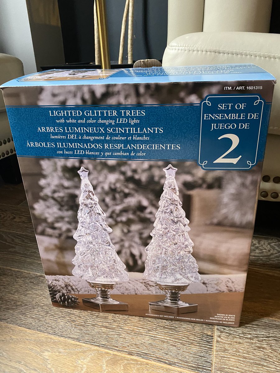 neilbuddel's tweet photo. @costcocanada might need to check these beautiful xmas trees out with the manufacturer; started smoking in within seconds and batteries got hot https://t.co/hsLauvfP6t