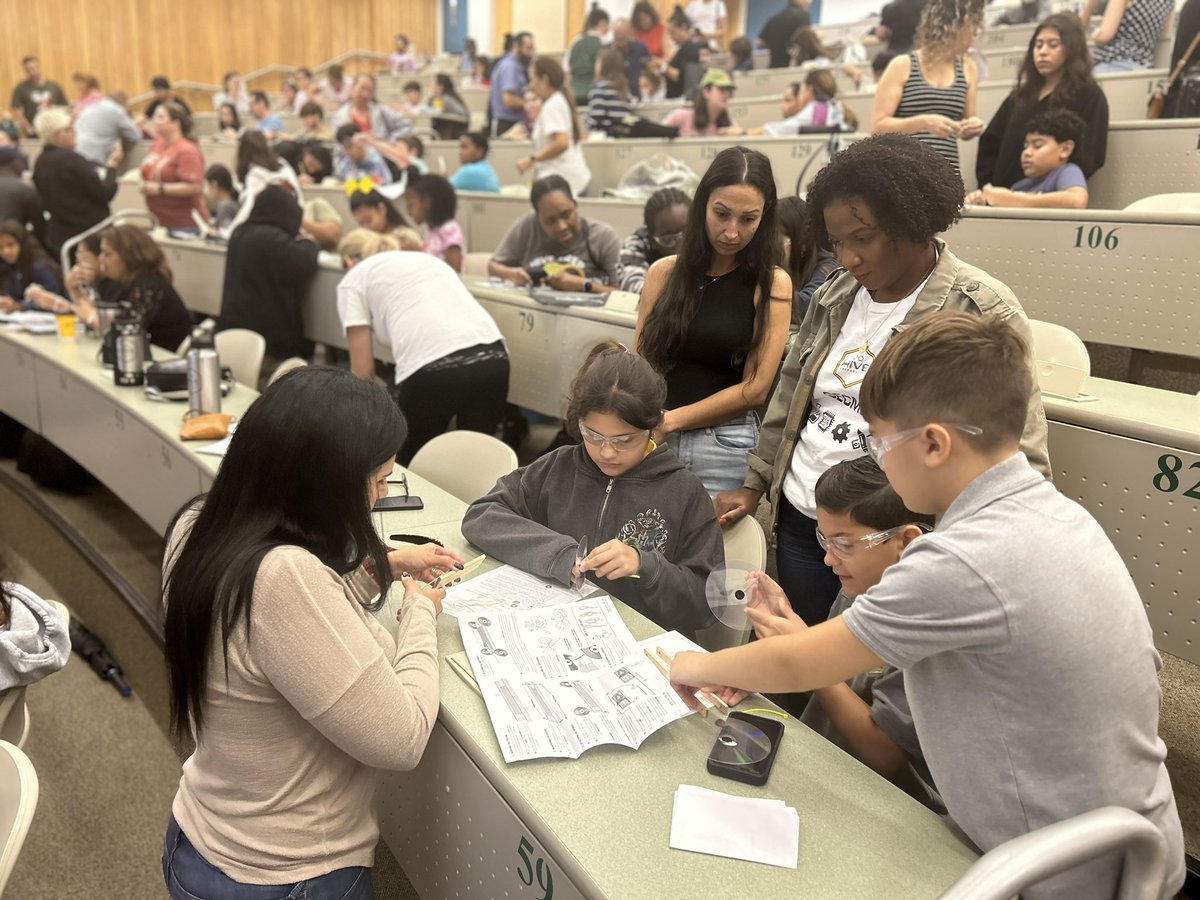MDCPSSci's tweet photo. Thank you Mr. Espino @DannyEspinoD5 🙏 and all of our parents and students @MDCPS for your commitment to our students in today’s Mousetrap Car Workshop. 

#ScienceInALLGradesMDCPS  #YourBestChoiceMDCPS 

@AileenVega123 @WendyForteza @DaneMDCPS @NestorEMarcia @MDCPSSTEAM https://t.co/mIzXLz6wxb