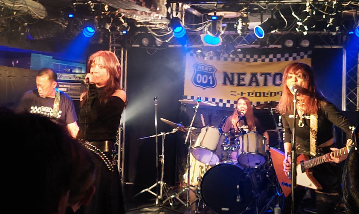 sasaokd4700's tweet photo. #RING_OF_FIRE@TIGHTROPEに
#NEAT001 を見に行ってきました。名古屋に来てくれてありがとう 。
外は雨だったけど今日も熱いステージでした。(⑉• •⑉)♡カッコイイ ﻌﻌﻌ♥ https://t.co/3Uvi7Cc4Oe