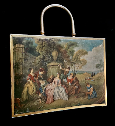 Today on the website, our article about 1960s "Old Masters" handbags and purse accessories. vintagepursegallery.blogspot.com/2023/10/specia… #1960s #vintage #handbags #purses #fashionhistory
