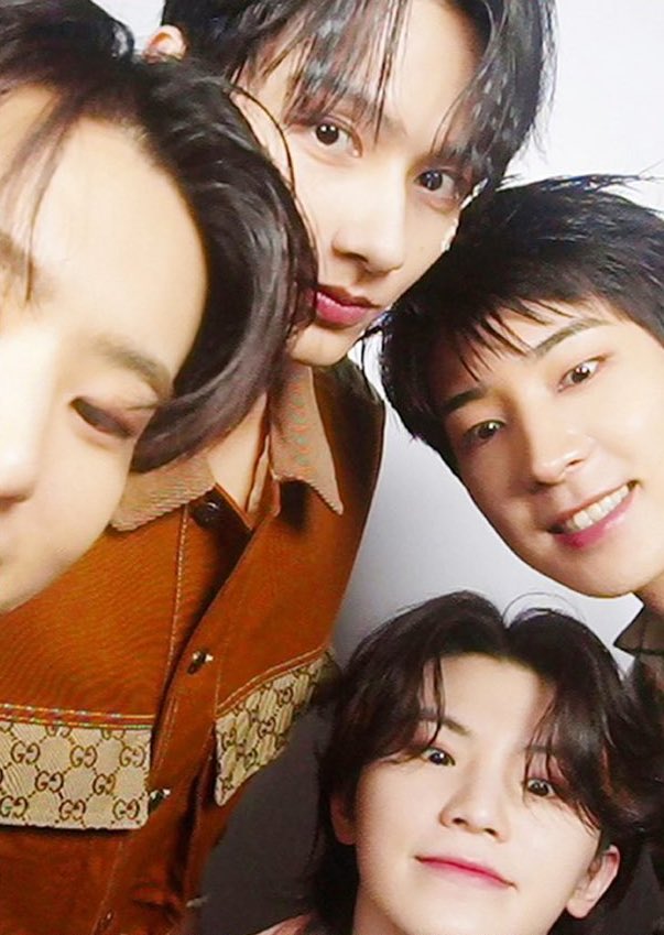 heybabydeul's tweet photo. 96z hehe https://t.co/wrbsx4CNS4